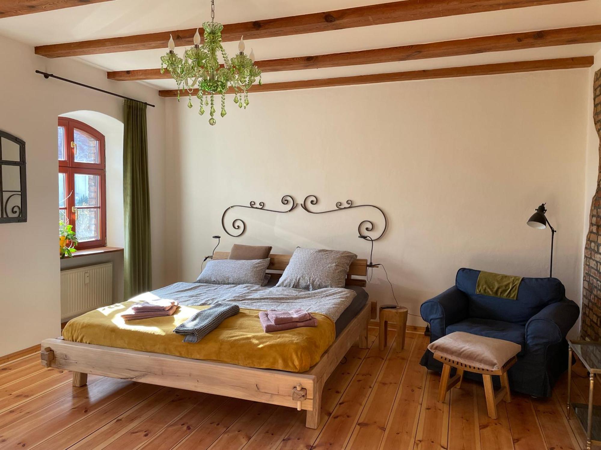 Quartier Im Gutshaus Apartment Wustermark Bagian luar foto
