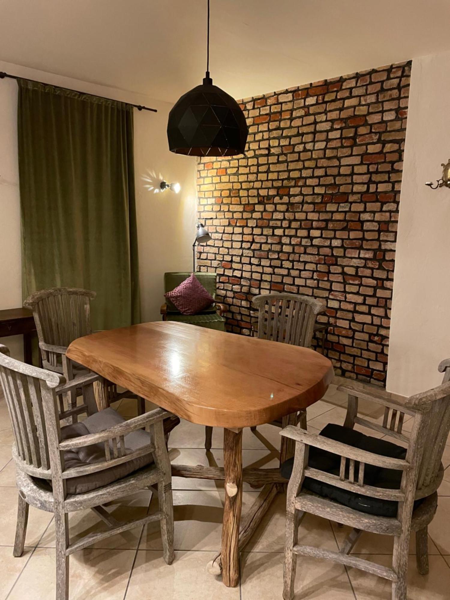 Quartier Im Gutshaus Apartment Wustermark Bagian luar foto